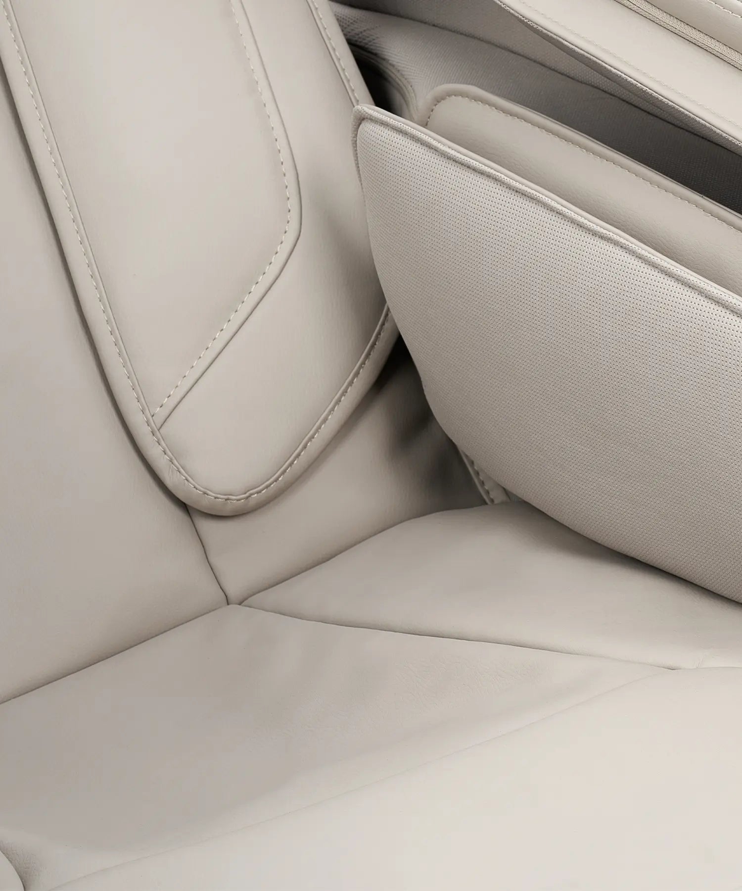 Close-up detail of Fujiiryoki Calm Plus massage chair in Gray, highlighting high-quality materials, precise massage rollers, and elegant Japanese craftsmanship