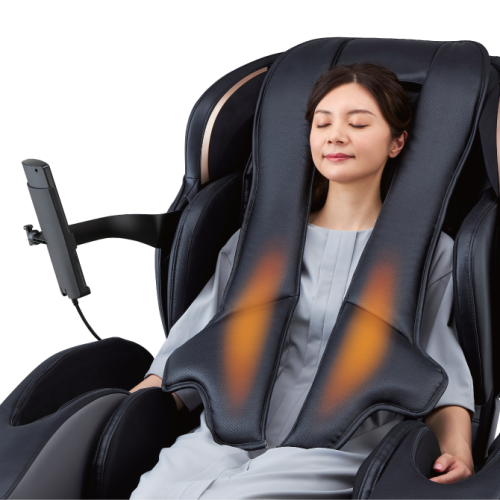 Close-up of Fujiiryoki JP-3000 heated massage feature providing warmth and comfort